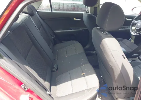 2018 Kia Rio S z USA, uszkodzony, nr VIN 3KPA24ABXJE098260